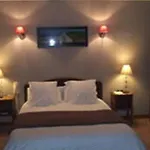 Hotell Logis - Du Colombier Guînes