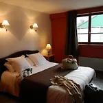 Hotel Logis - Du Colombier