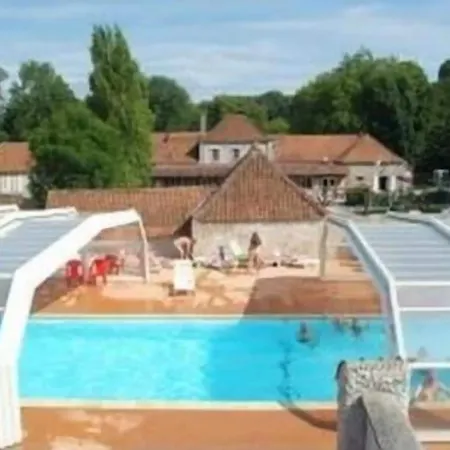 Ξενοδοχείο Logis - Du Colombier 3*
