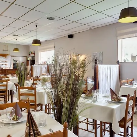 Logis - Du Colombier Guînes