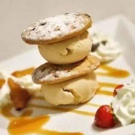 Logis - Du Colombier 3* Guînes