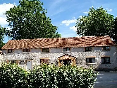 Du Colombier Hotel