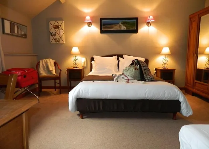 Logis - Du Colombier Guînes