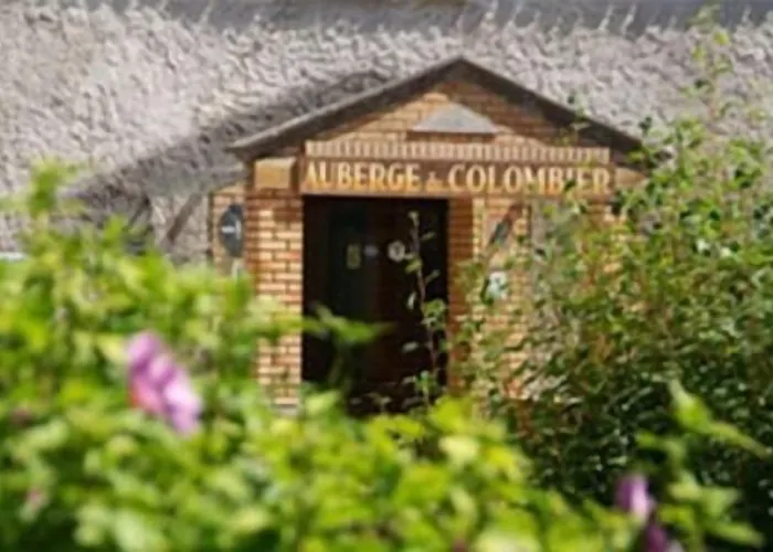 Ξενοδοχείο Logis - Du Colombier 3*